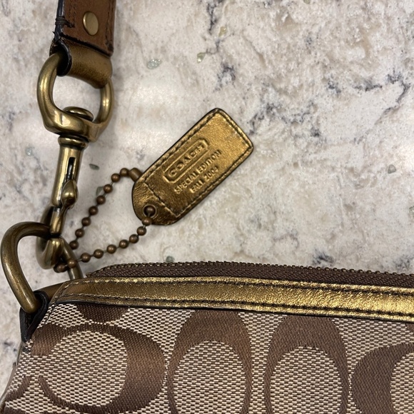 Vintage  Rare Coach Handbag purse with gold and signature khaki "C" - Picture 8 of 13